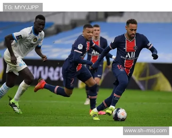 日皇马与巴塞罗那激战正酣直播全程回顾与精彩瞬间分析 日皇马与巴塞罗那激战正酣直播全程回顾与精彩瞬间分析