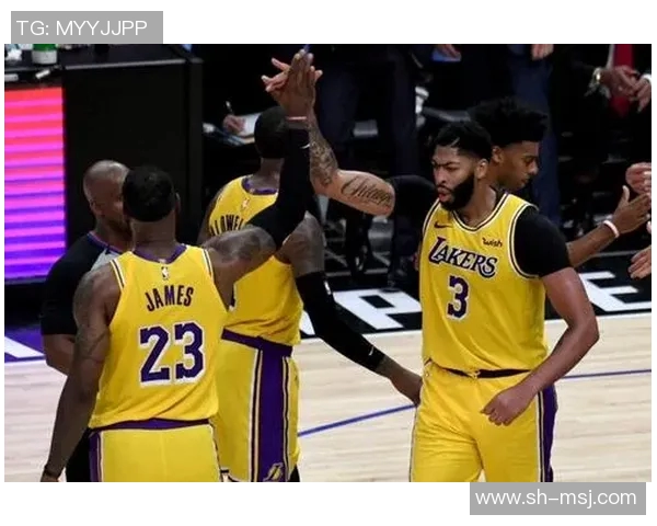 猛龙与勇士巅峰对决360直播全程回顾精彩瞬间与战术解析 猛龙与勇士巅峰对决360直播全程回顾精彩瞬间与战术解析