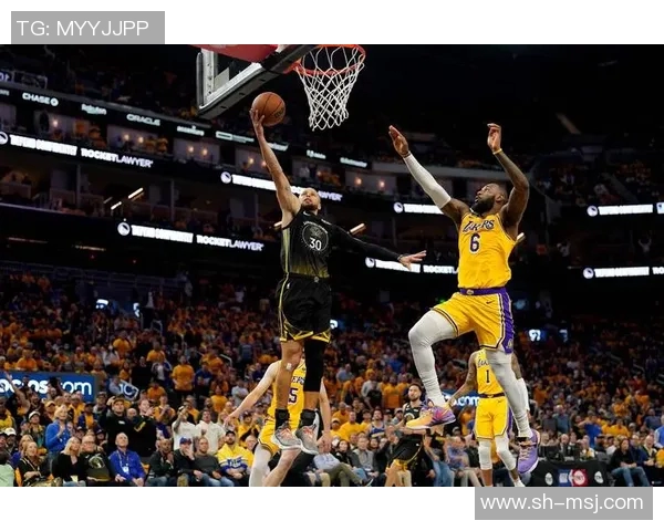 詹姆斯豪取40分10板7助湖人加时战胜勇士成功晋级季后赛