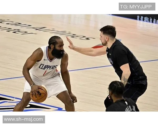 哈登与格林精彩对决集锦回顾展现篮球巅峰对抗与技艺之美