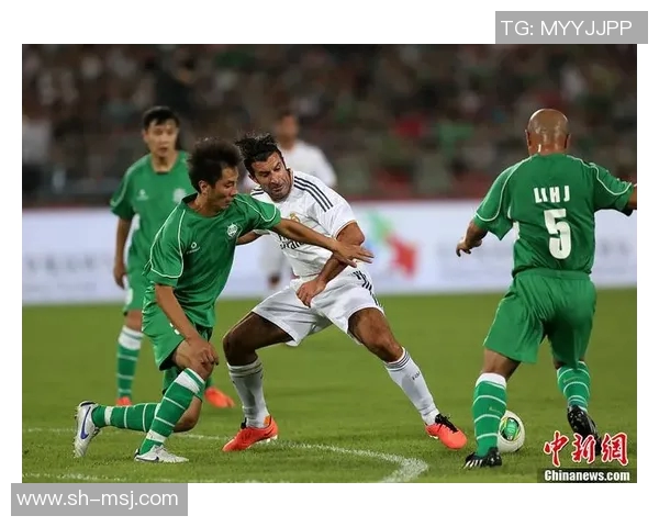 皇马元老与罗马元老的经典对决再现足球传奇魅力