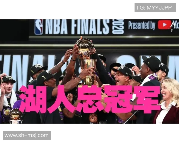 尼克杨重返湖人赛场引发热议球迷期待昔日辉煌再现