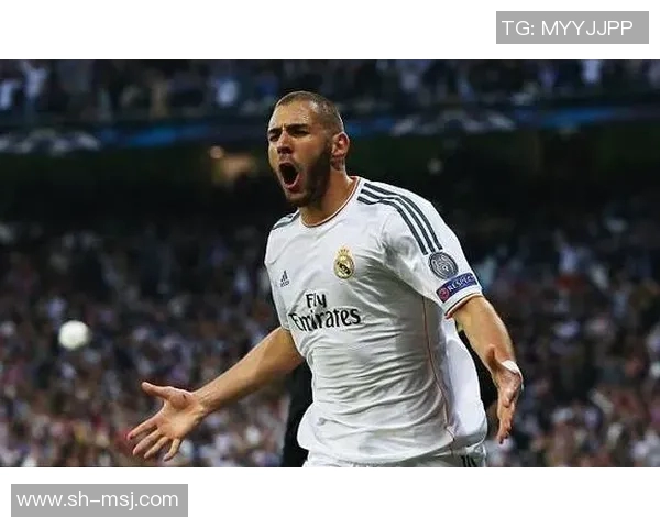 曼联与斯旺西精彩对决集锦回顾赛场瞬间尽显足球魅力与激情