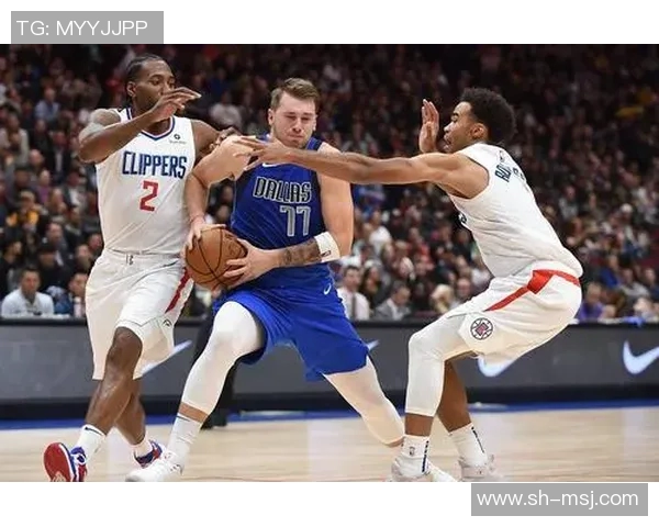 成都篮球队配合分析:战术执行与团队默契的深度对比探讨MBA 成都篮球队配合分析:战术执行与团队默契的深度对比探讨MBA