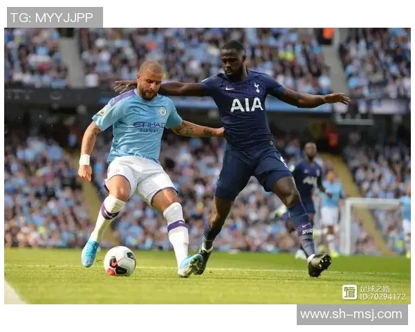 邓伯什与鹿特丹的激烈对决揭示足球战术的精彩博弈与团队合作的重要性