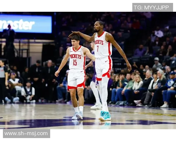 2017年火箭队与国王队精彩对决视频回顾与分析