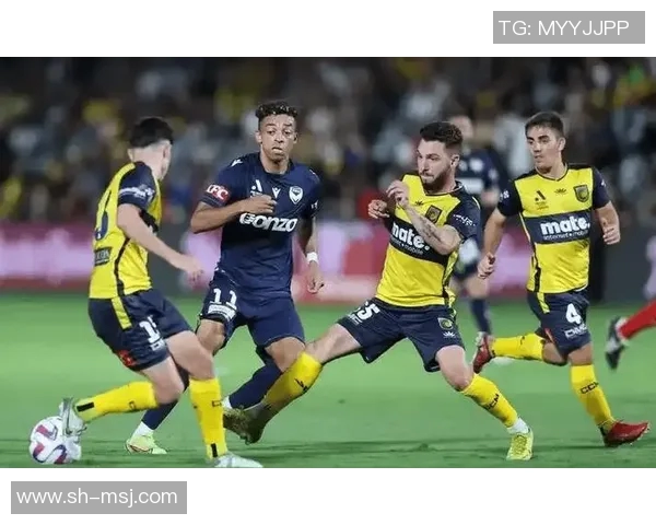 悉尼FC与中央海岸水手的激烈对决揭示澳超联赛的精彩瞬间 悉尼FC与中央海岸水手的激烈对决揭示澳超联赛的精彩瞬间